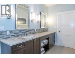 Bathroom - 2065 Sanders Rd, Nanoose Bay, BC V9P9C2 Photo 33