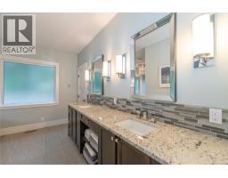 Bathroom - 2065 Sanders Rd, Nanoose Bay, BC V9P9C2 Photo 34