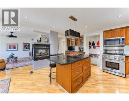 3pc Bathroom - 218 Forestwood Drive, Kitchener, ON N2N1B9 Photo 11