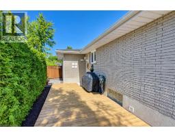 218 Forestwood Drive, Kitchener, ON N2N1B9 Photo 46