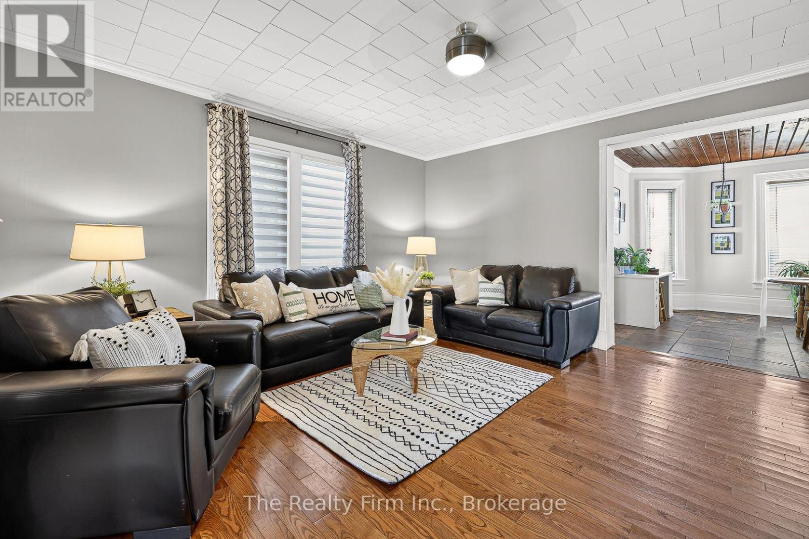 164 VICTORIA STREET - Image 30