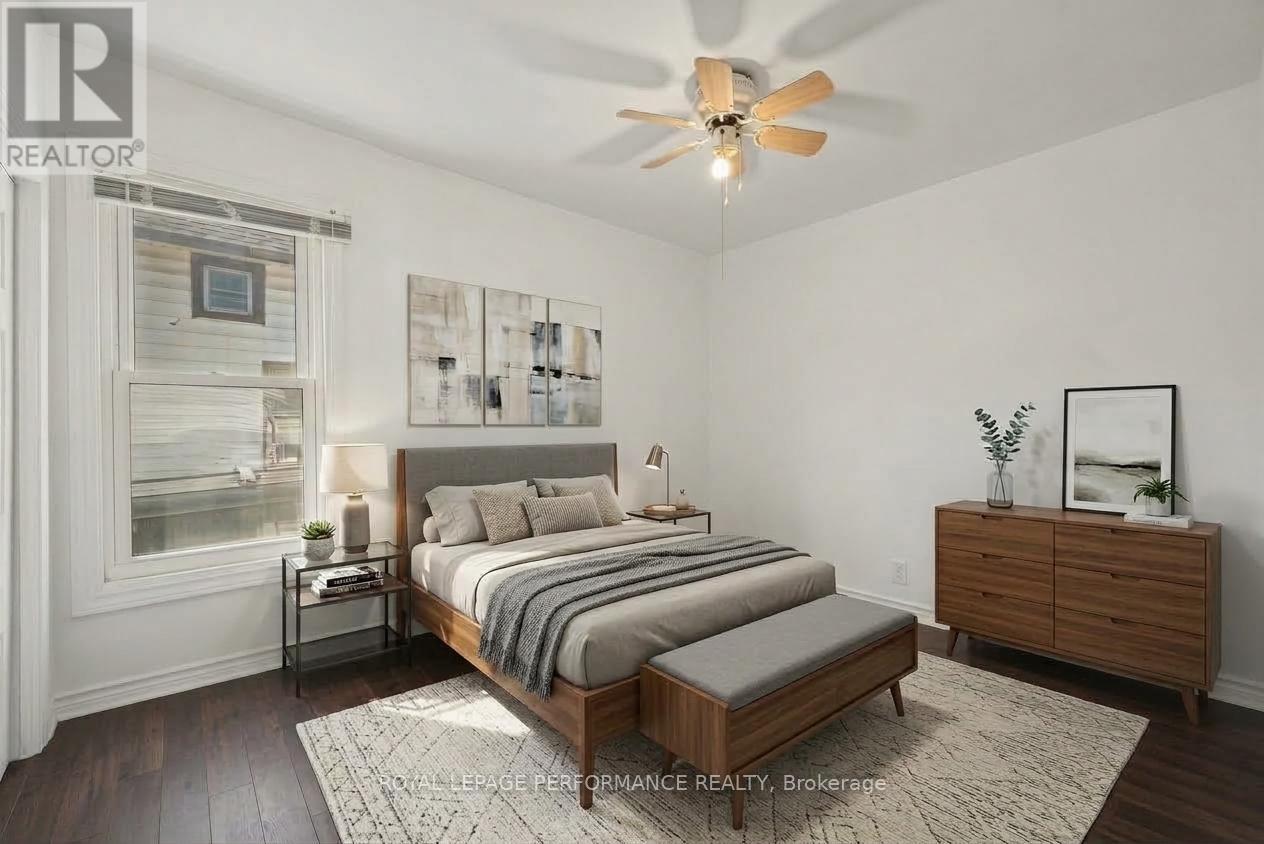 223 SIXTH STREET W - Image 27