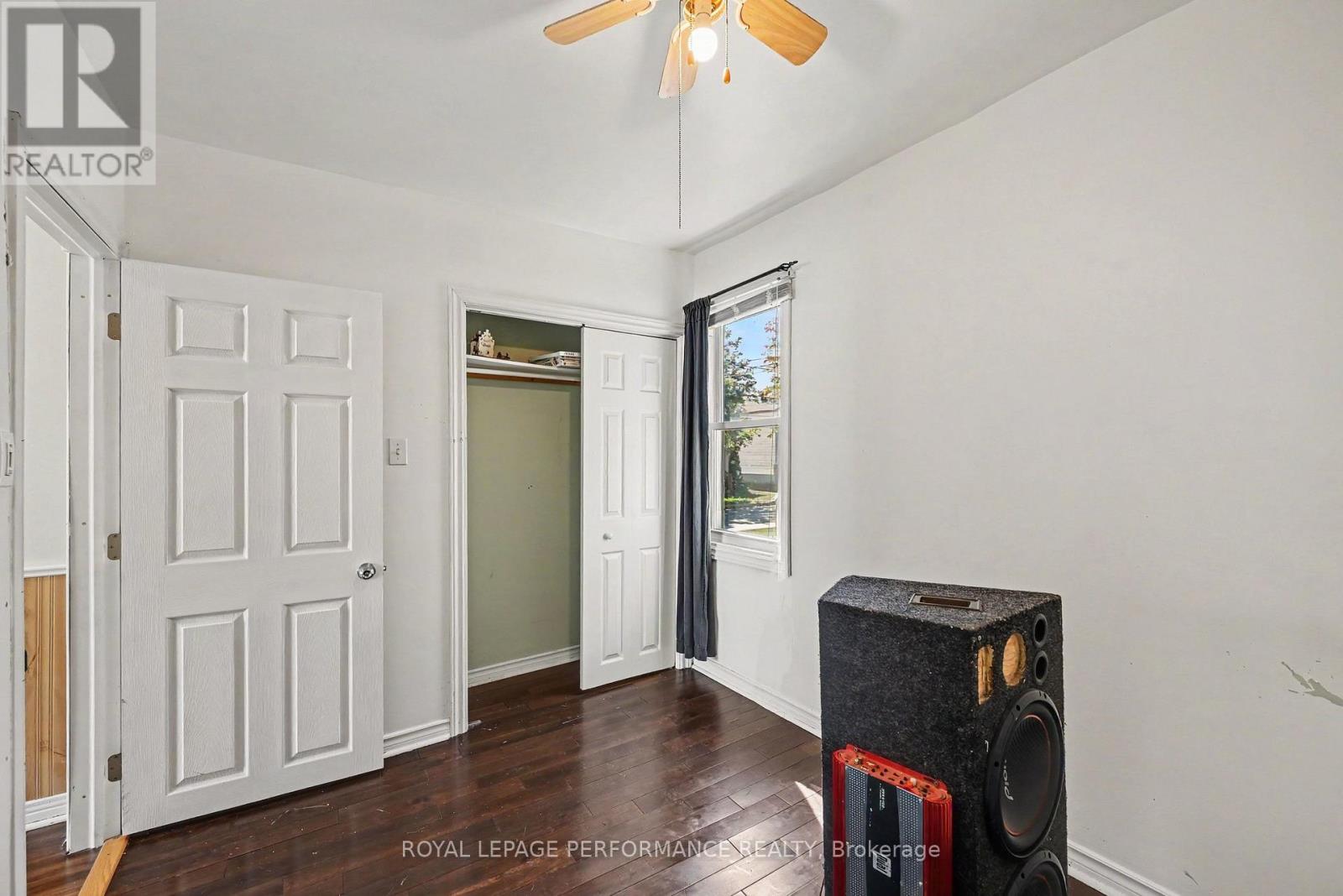 223 SIXTH STREET W - Image 28