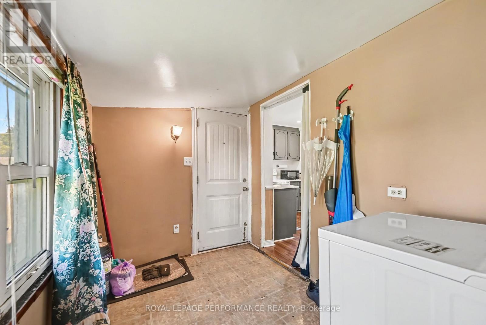 223 SIXTH STREET W - 30