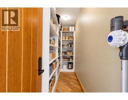 Pantry - 15 Gray Way, Rural Rocky View County, AB T3R1K7 Photo 12