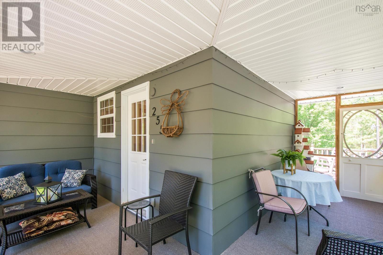 255 Virginia Road - Image 7