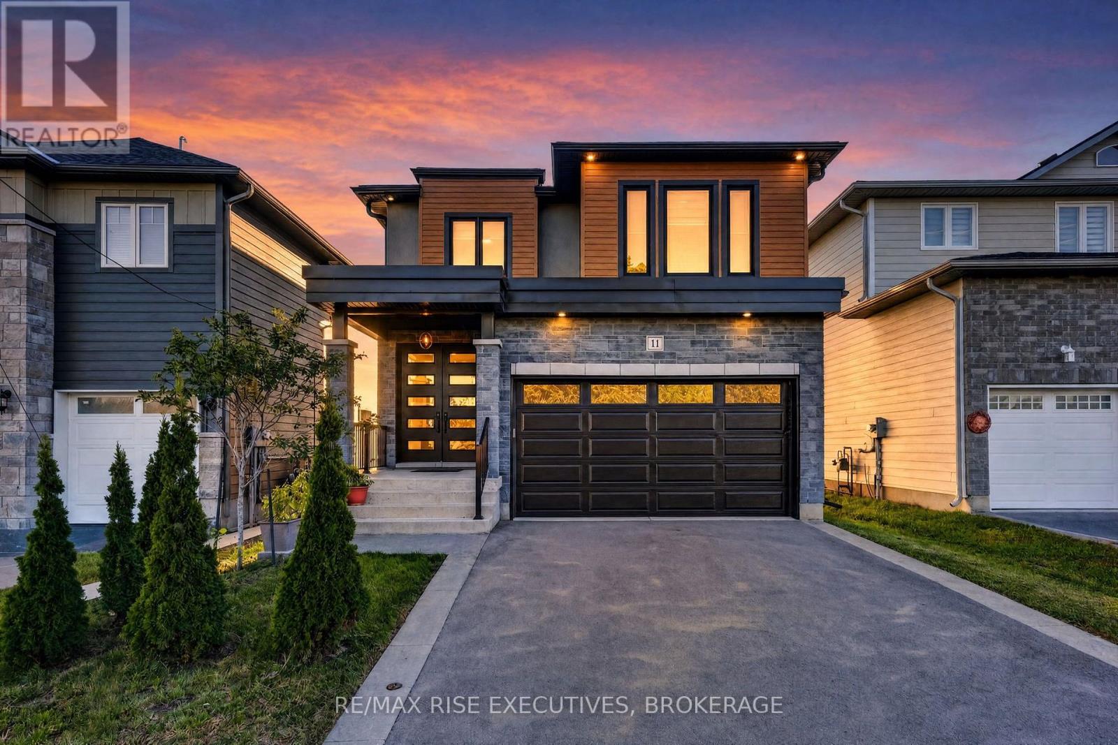 Property for sale at 14 PARK CRESCENT