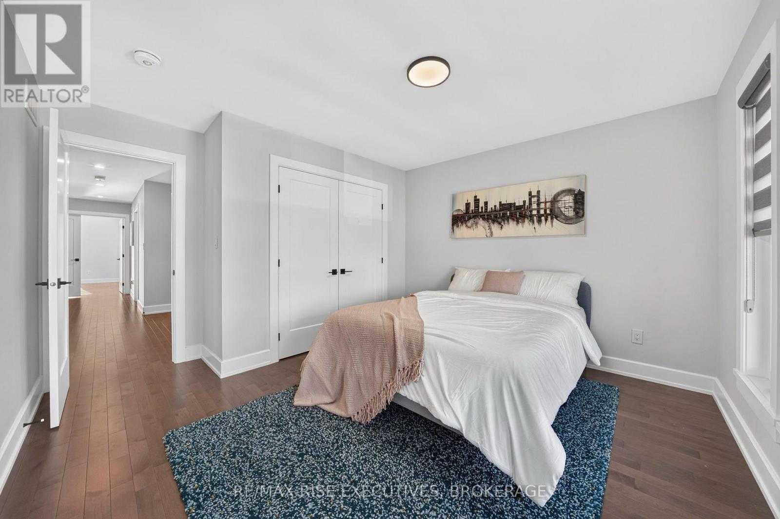14 PARK CRESCENT - 36