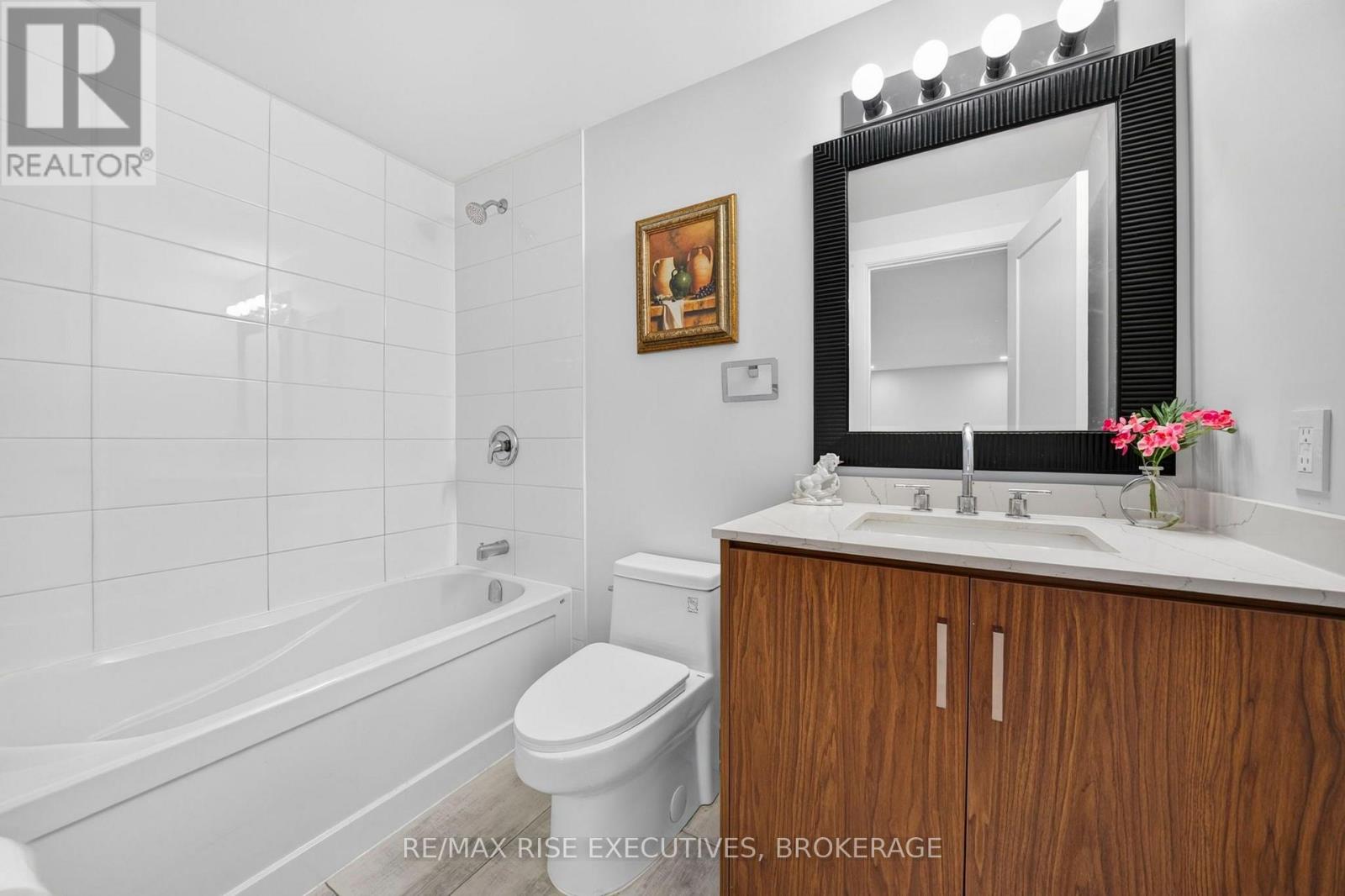 14 PARK CRESCENT - 40