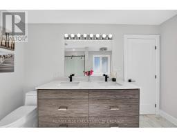 14 Park Crescent, Loyalist, ON K7N0C2 Photo 23