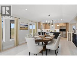 Family room/Fireplace - 1247 Campana Crescent, Lakeshore, ON N8L0K4 Photo 13