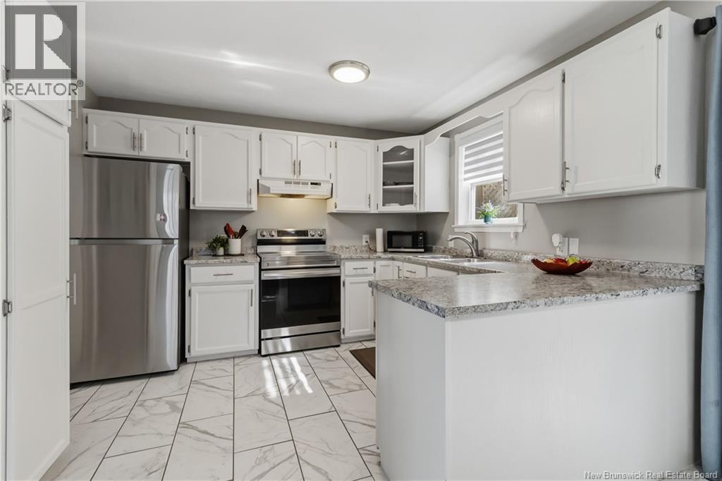 27 Glenview Court - 14