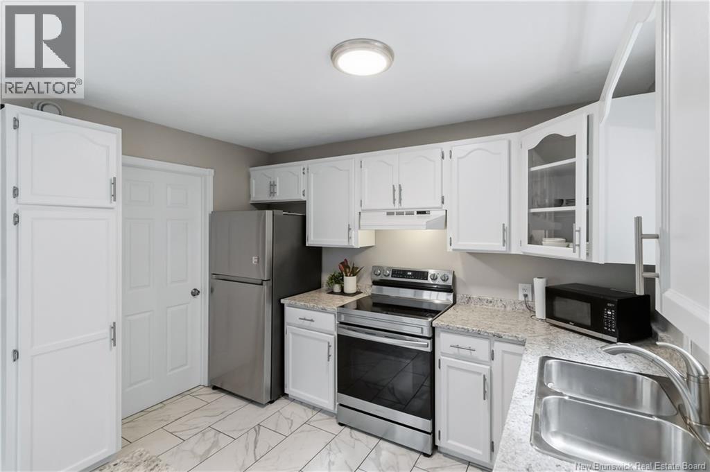 27 Glenview Court - Image 17