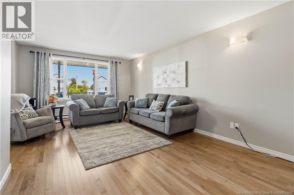 27 Glenview Court - Image 6