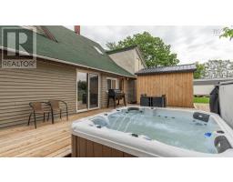 Mud room - 4845 Highway 340, Carleton, NS B5A5P9 Photo 6