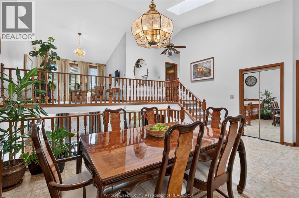 1946 LEPAIN CRESCENT - 7