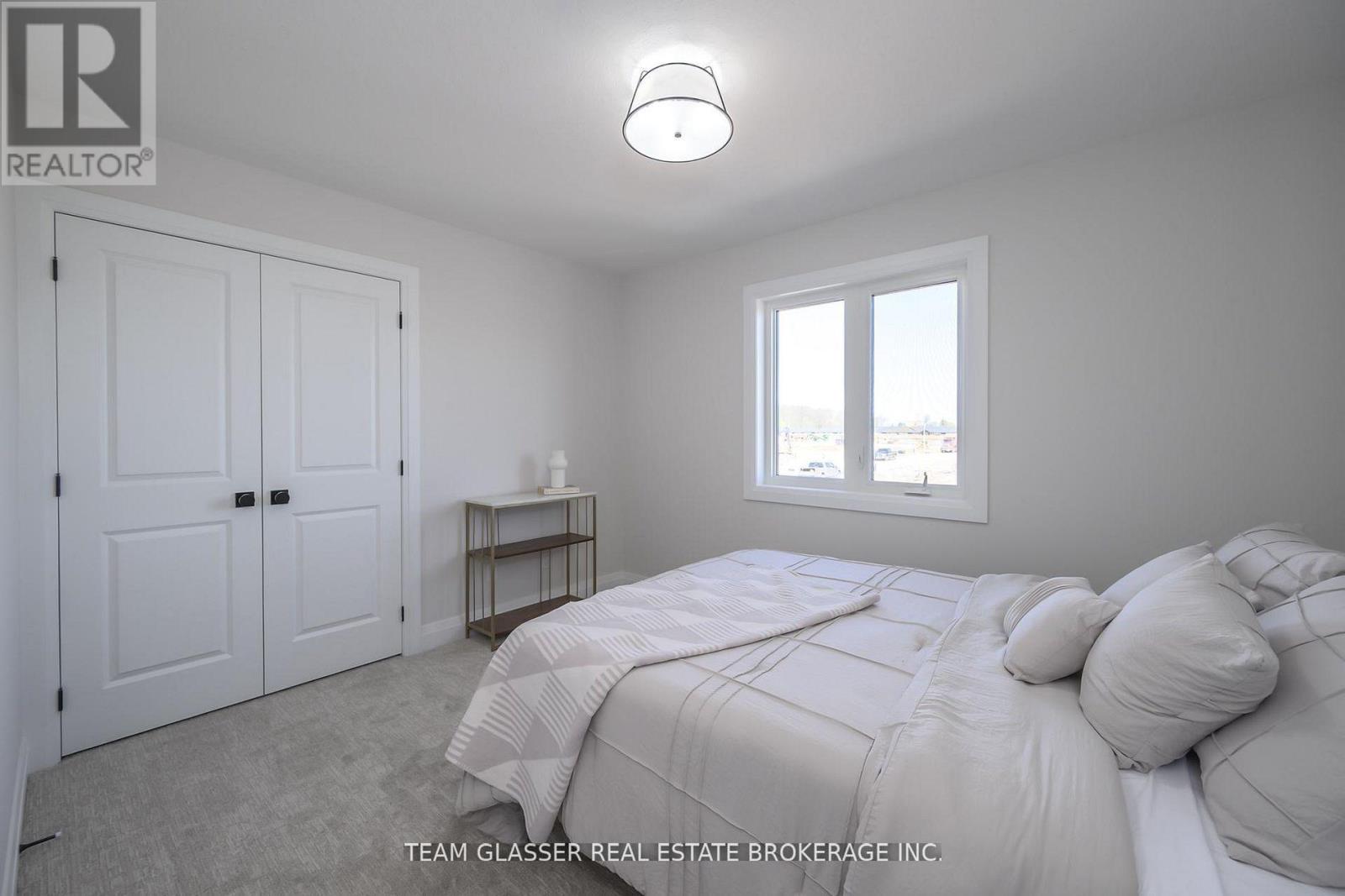 72 ALLISTER DRIVE - 24