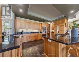 Office - 4544 Lakeshore Road, Plympton Wyoming, ON N0N1J6 Photo 10