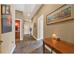 4544 Lakeshore Road, Plympton Wyoming, ON N0N1J6 Photo 21