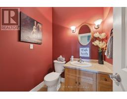 4544 Lakeshore Road, Plympton Wyoming, ON N0N1J6 Photo 22
