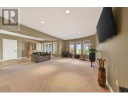 4544 Lakeshore Road, Plympton Wyoming, ON N0N1J6 Photo 31