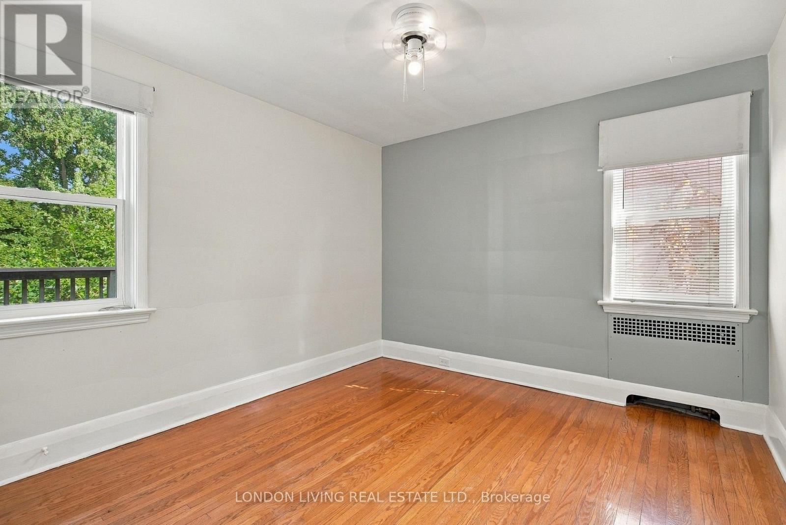 4 - 137 WINDSOR CRESCENT, London South (South F) — photo 16