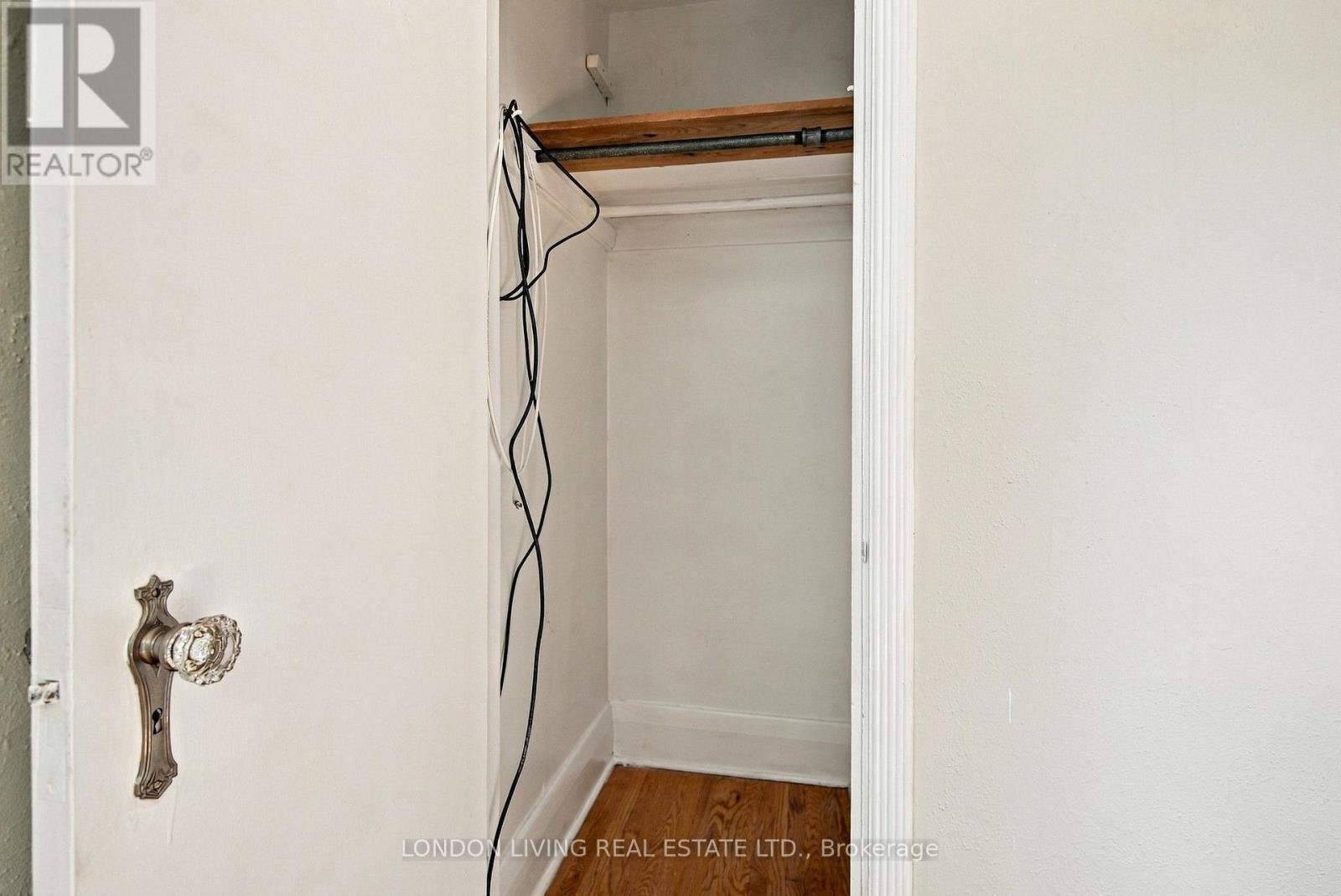 4 - 137 WINDSOR CRESCENT, London South (South F) — photo 21