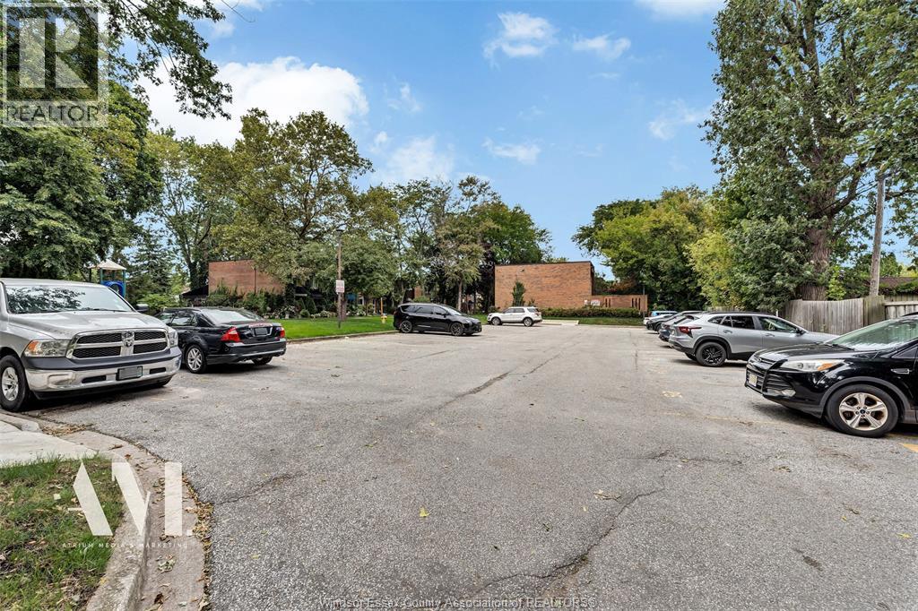 1716 EAST GATE ESTATES - 25
