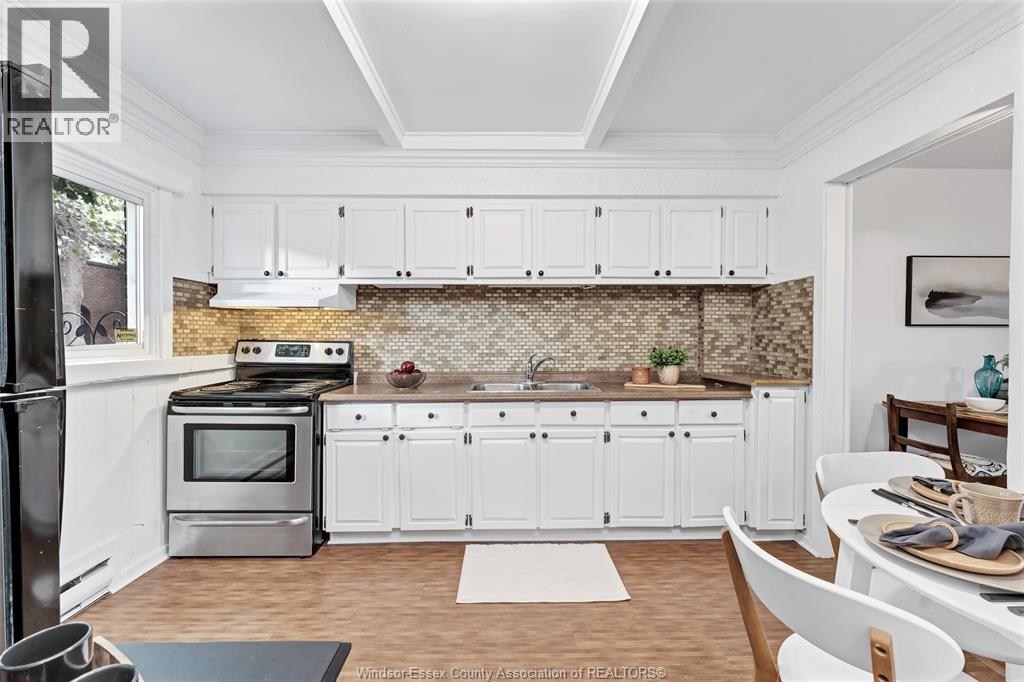 1716 EAST GATE ESTATES - 11