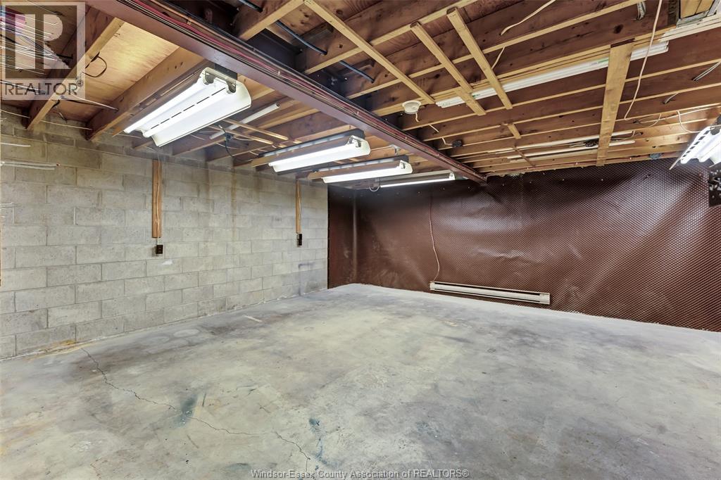 1716 EAST GATE ESTATES - Image 18