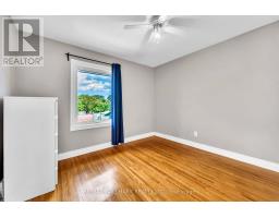 1557 Pharmacy Avenue, Toronto, ON M1R2K4 Photo 13