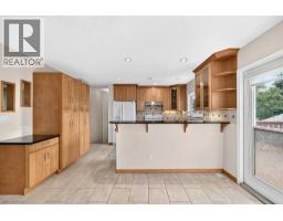 351 Cedarpark Drive SW - photo 9