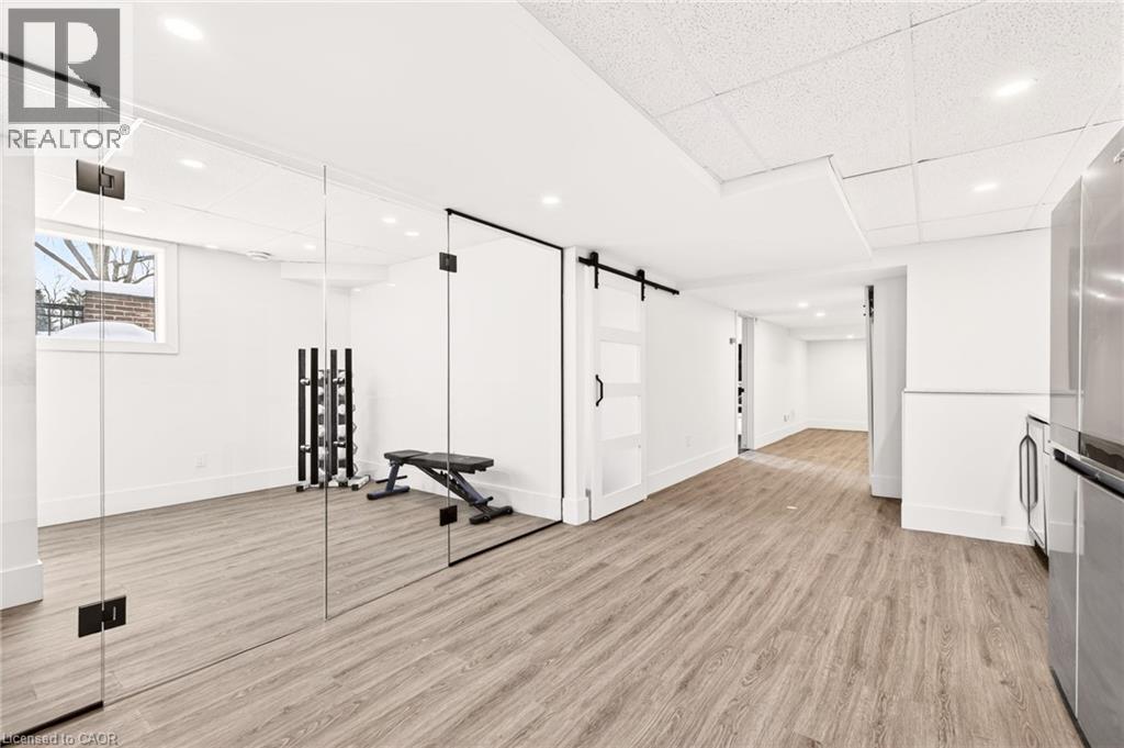 2129 HIGHVIEW Drive - 26