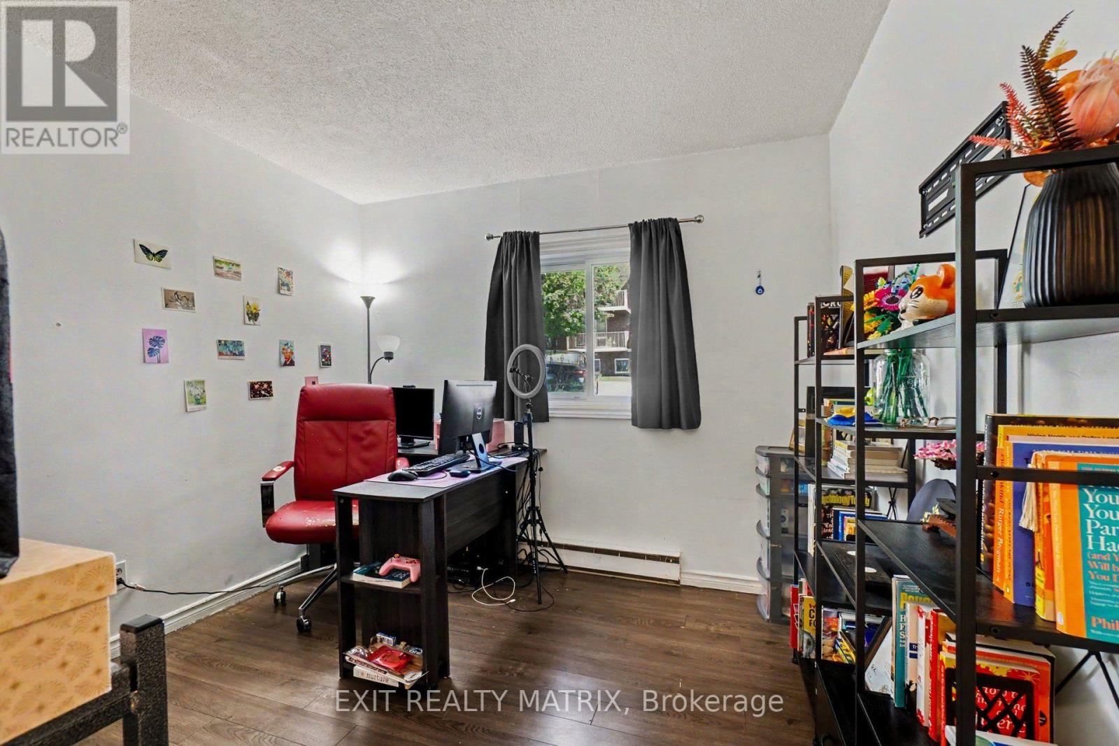 #302 1589 ST. BERNARD STREET - Image 26