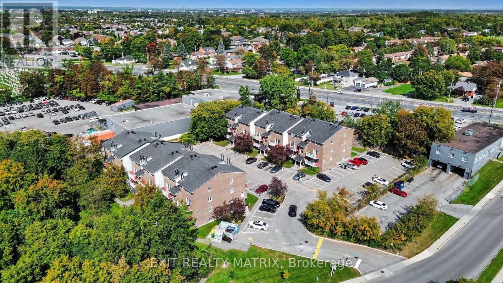 #302 1589 ST. BERNARD STREET - Image 31