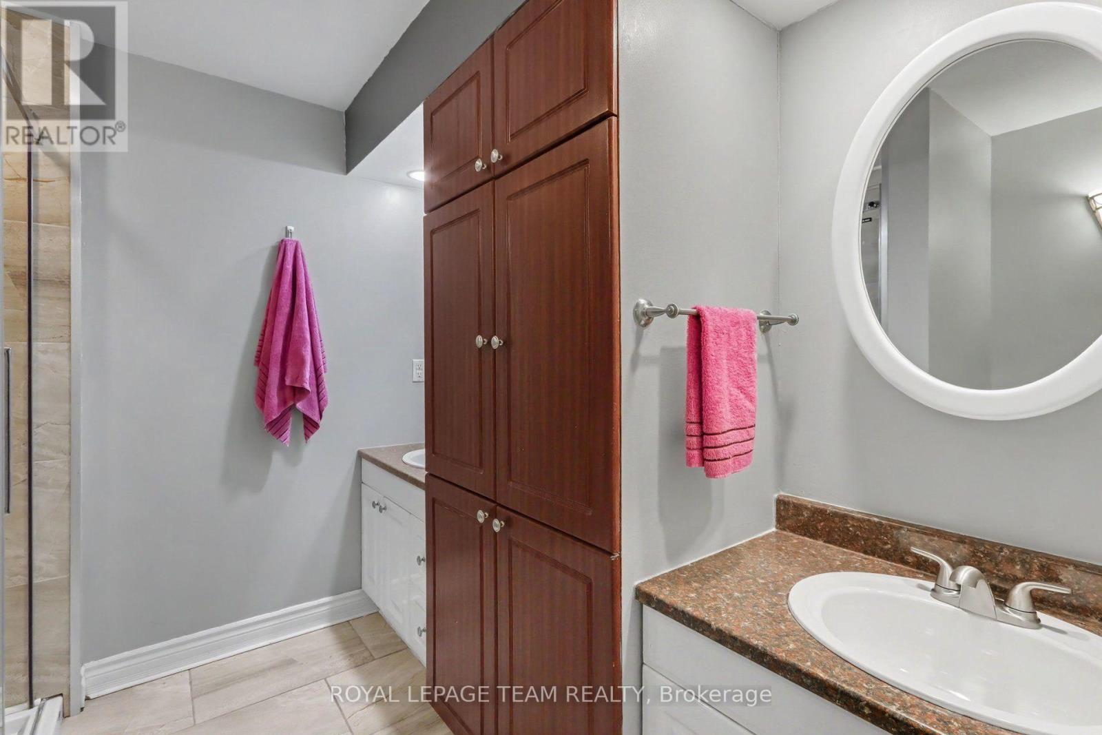 10565 MAIN STREET - 22