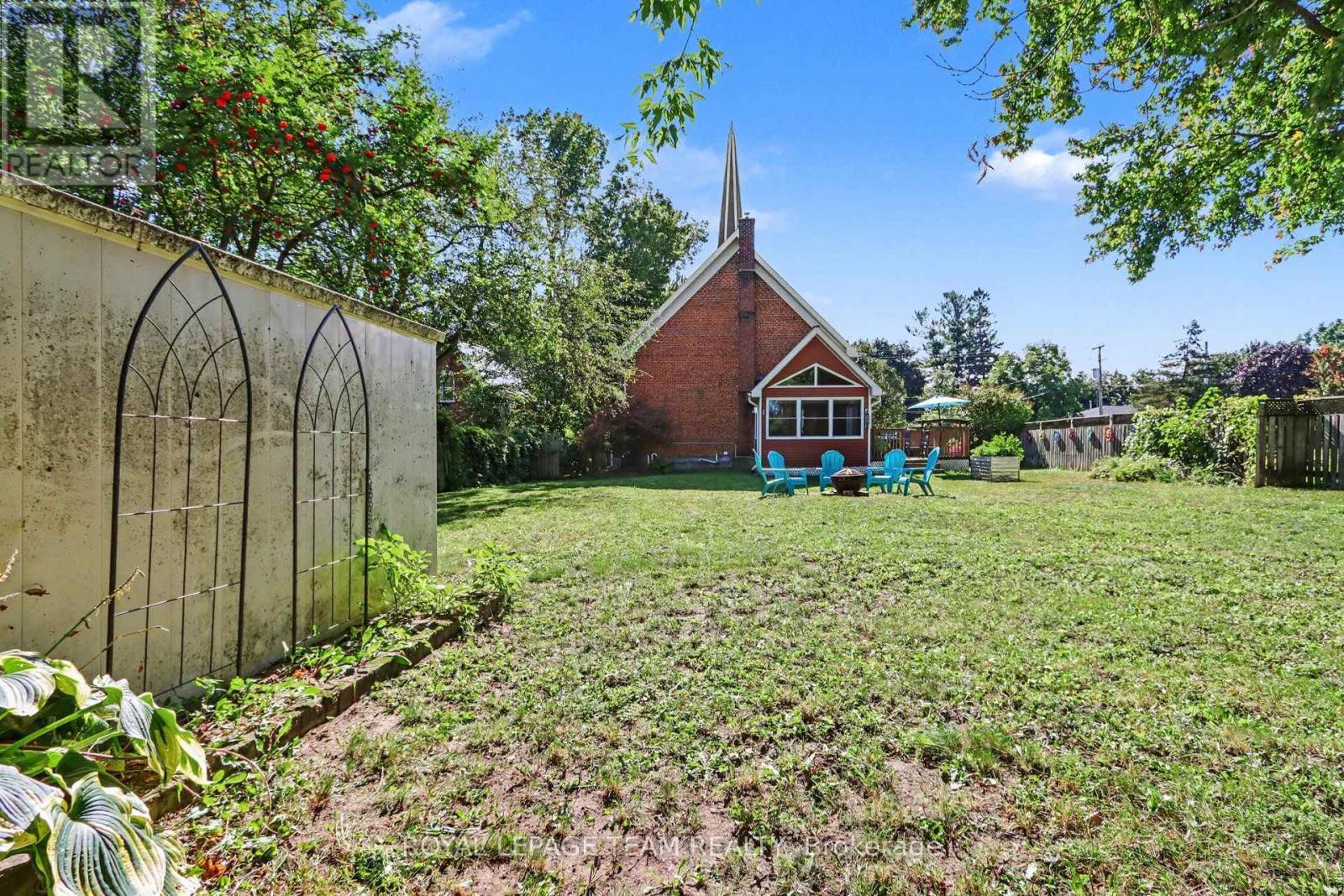 10565 MAIN STREET - Image 27