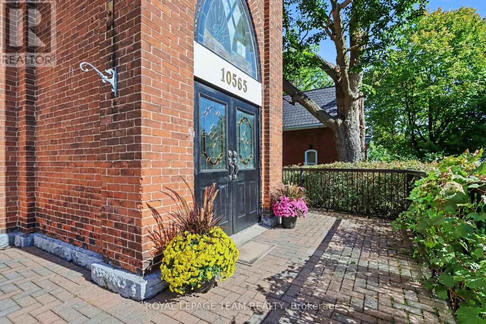 10565 MAIN STREET - 3