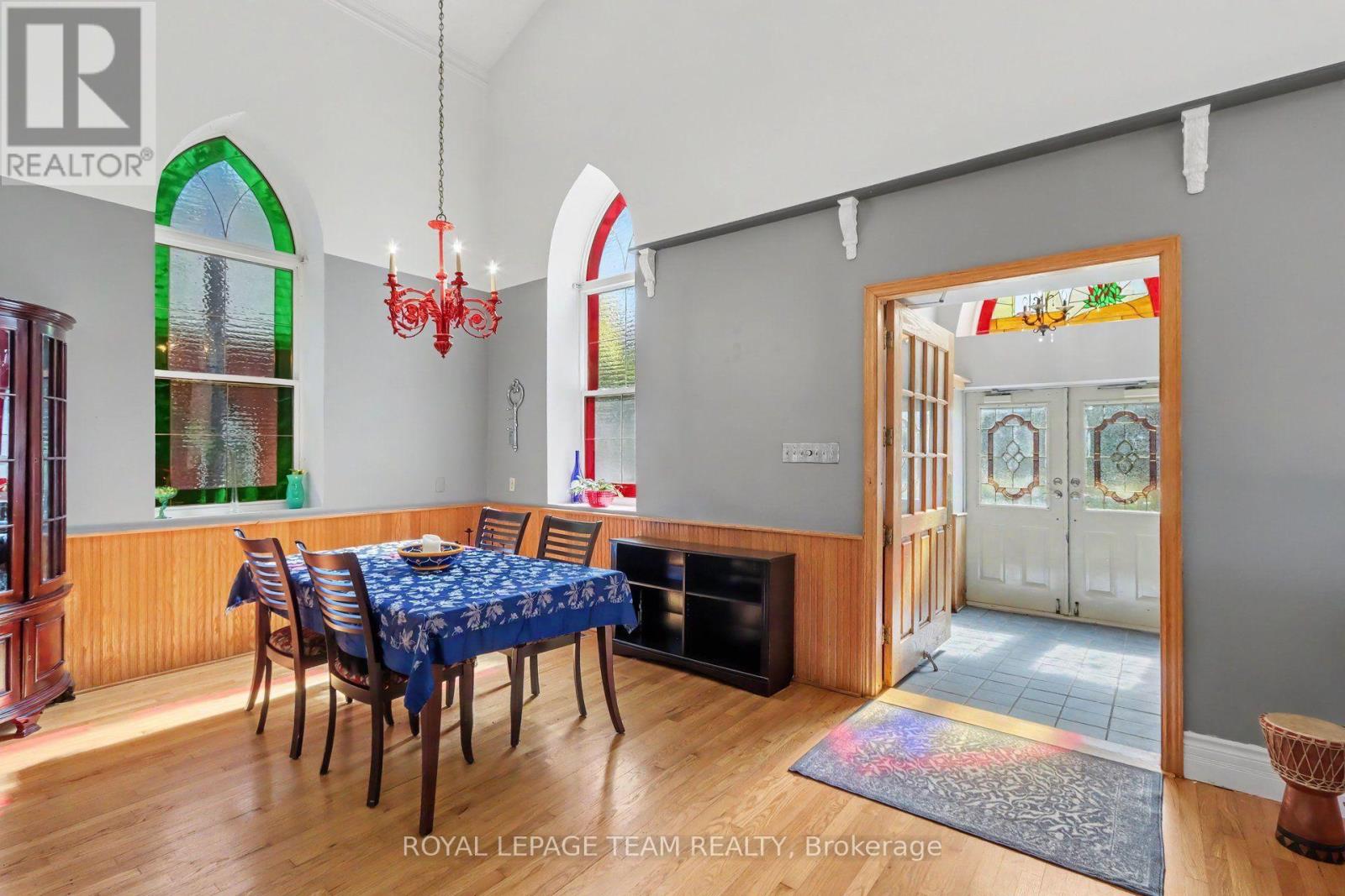 10565 MAIN STREET - 7