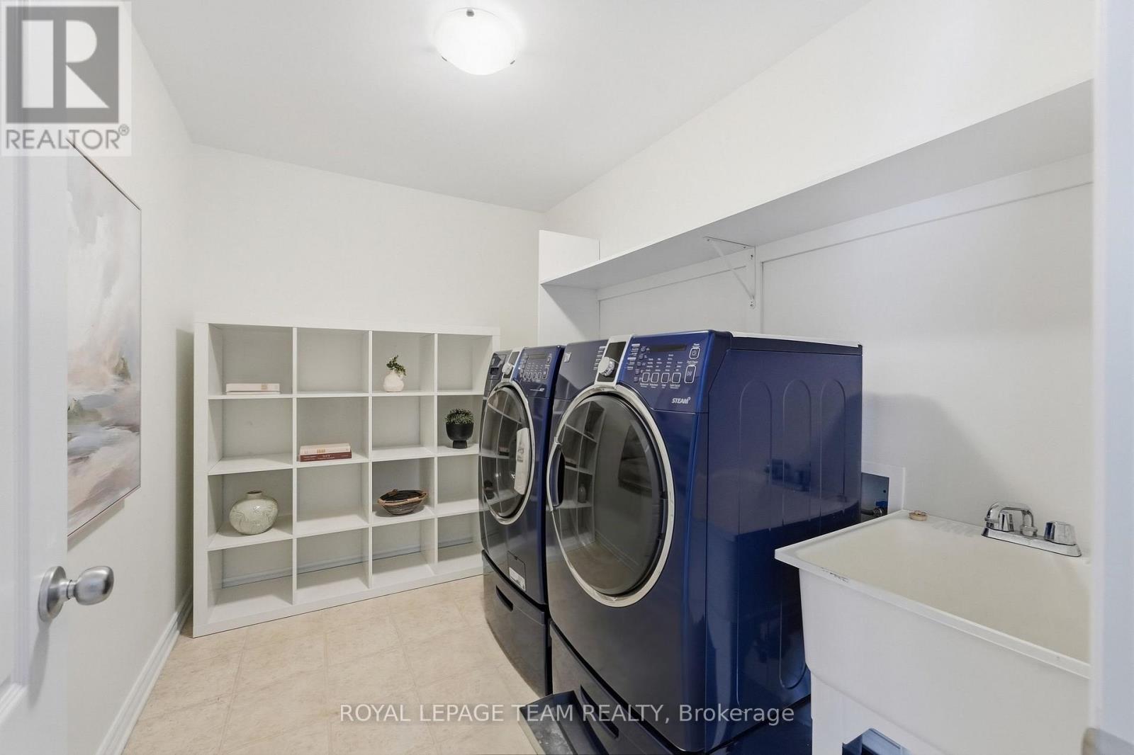 708 EAGLE CREST HEIGHTS - 30