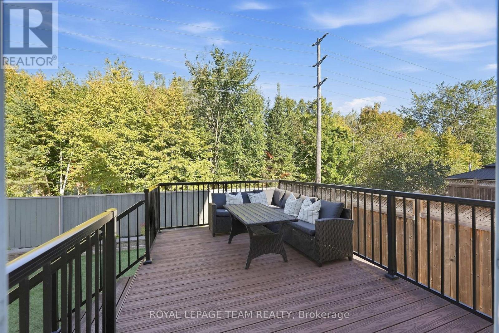 708 EAGLE CREST HEIGHTS - 35