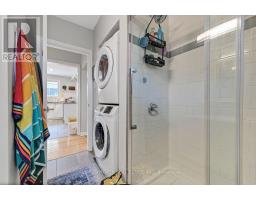 Bathroom - 1300 Field Street, Ottawa, ON K2C2R3 Photo 17