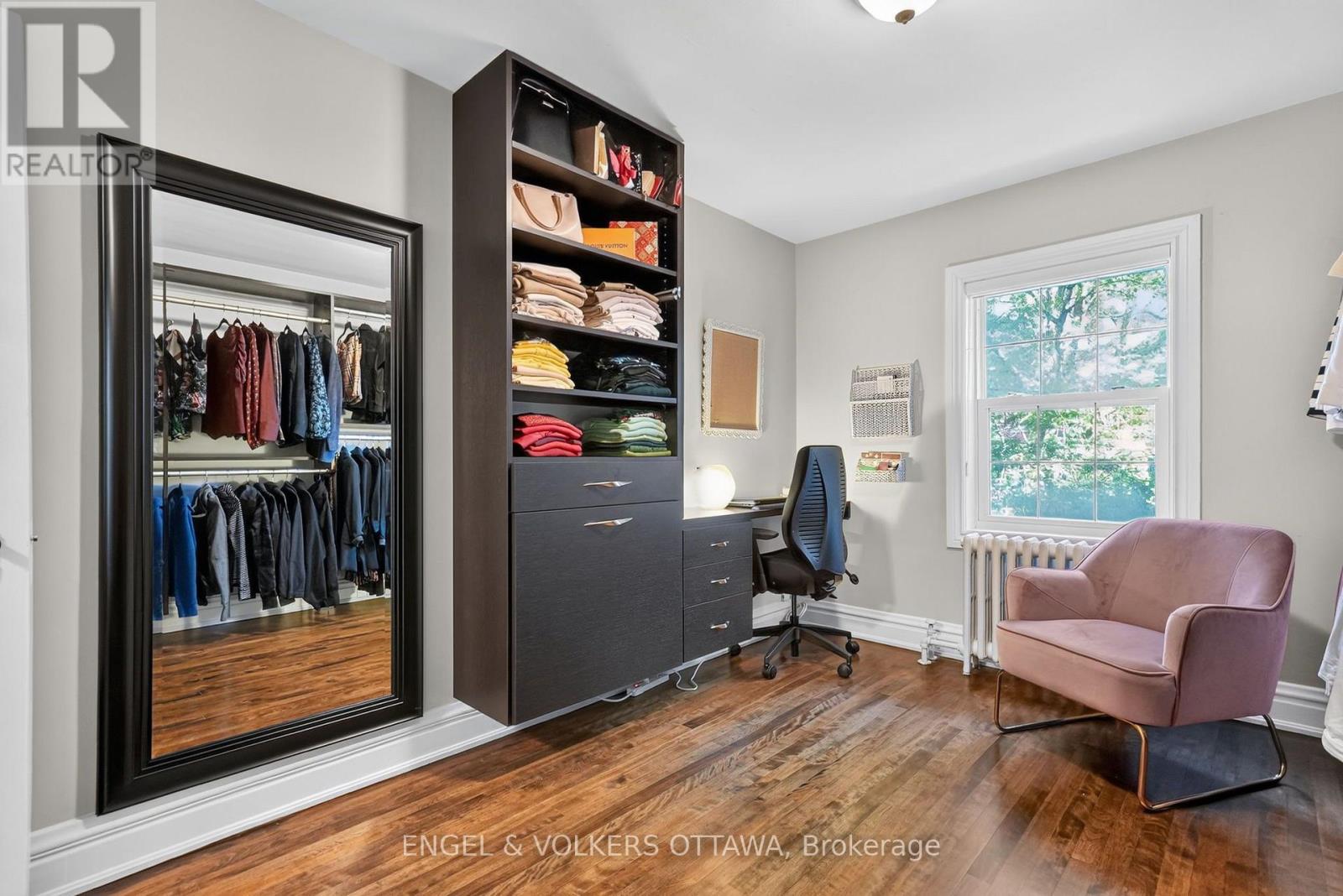 122 RENFREW AVENUE - Image 24