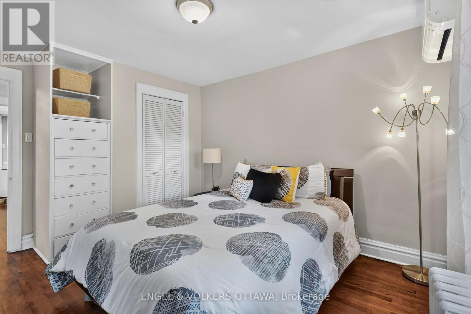 122 RENFREW AVENUE - Image 26