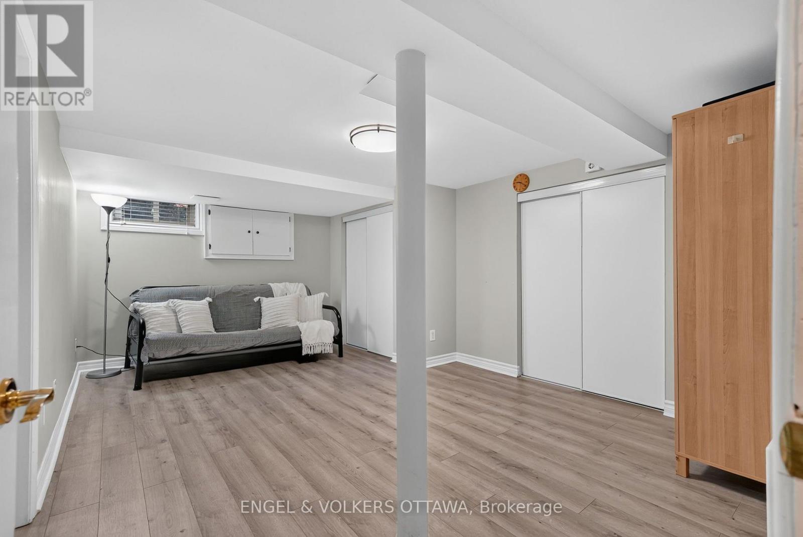 122 RENFREW AVENUE - Image 30