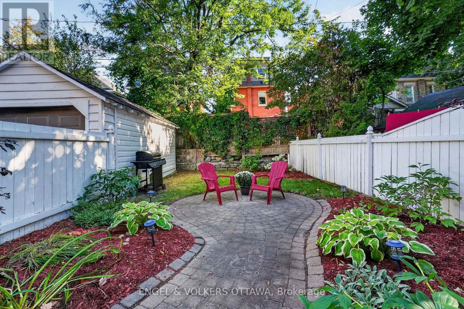 122 RENFREW AVENUE - Image 36