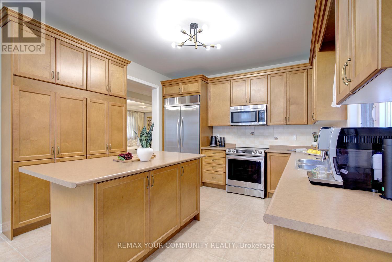 34 PETTICOAT ROAD - Image 28