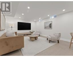 112 Southbrook Crescent, Markham, ON L6C2H6 Photo 21