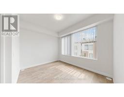 Th 42 - 1020 Portage Parkway, Vaughan, ON L4K0K3 Photo 14