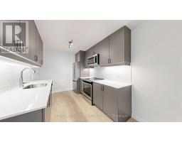 Th 42 - 1020 Portage Parkway, Vaughan, ON L4K0K3 Photo 8